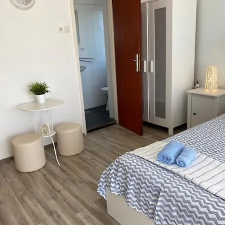 게스트하우스 Kosovic Family House