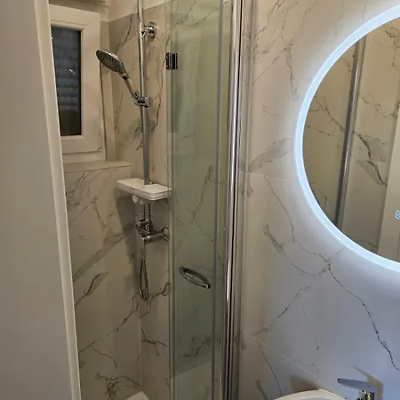 Kosovic Family House 3*