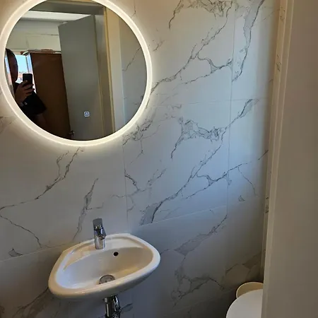 Kosovic Family House Медулин