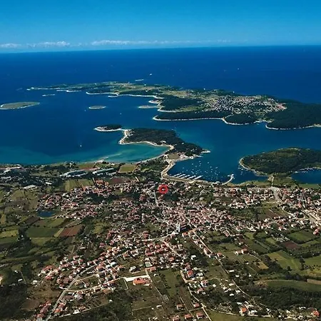 게스트하우스 Kosovic Family House 3*